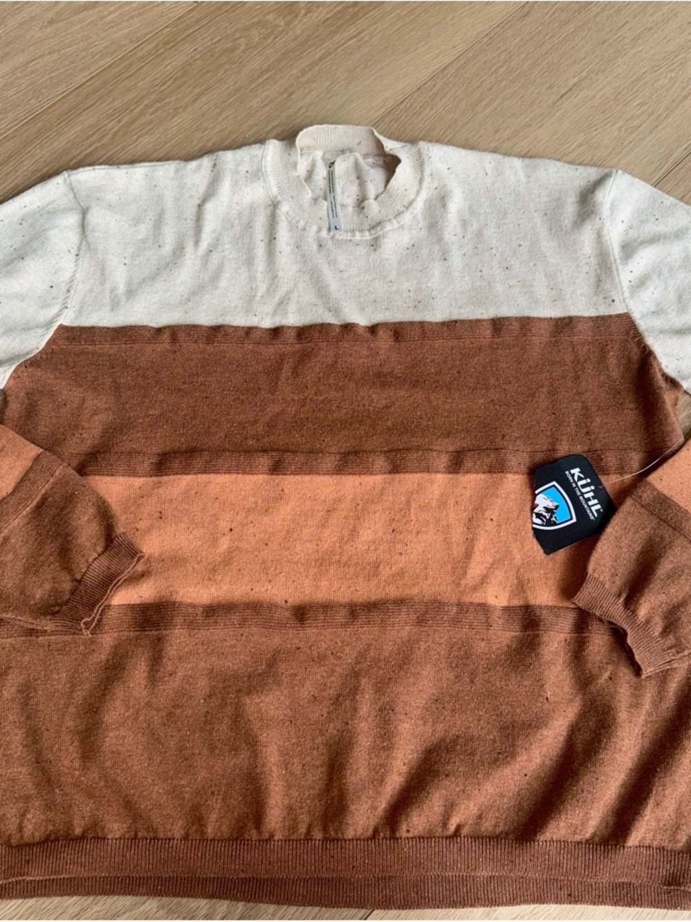 NWT Kuhl Colorblock Crewneck Sweater in Cream and Rust